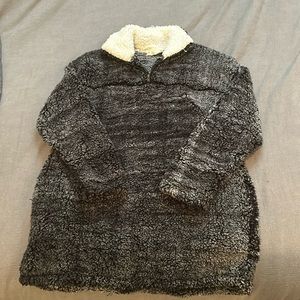 Alterd State Fluffy sherpa quarter zip